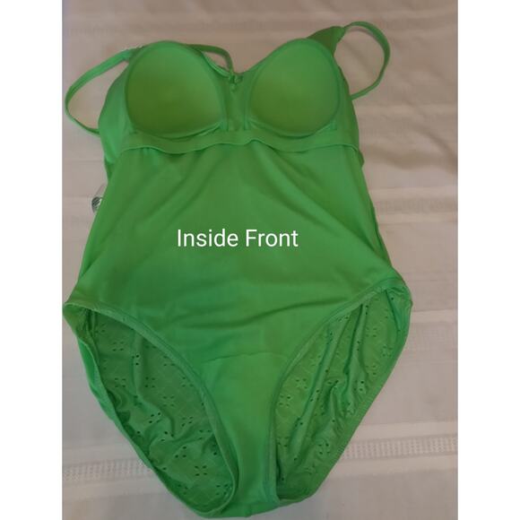 Green Eyelet Swimsuit Women's Sz XL 16 18 Built In Bra Strappy Back One Piece - Picture 9 of 16